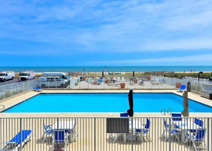Cute 3 Bedroom Oceanfront In The Desired Quay Building Ocean Stadt