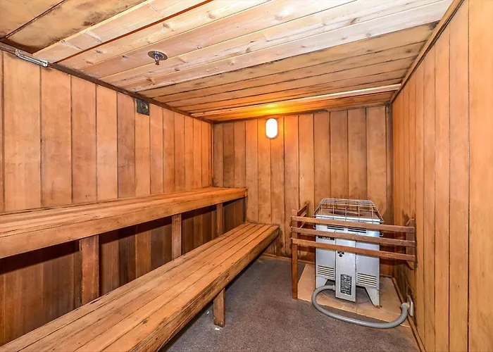 Cute 3 Bedroom Oceanfront In The Desired Quay Building Ocean Stadt